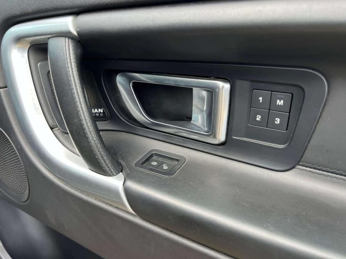 2025 Land Rover Discovery Sport