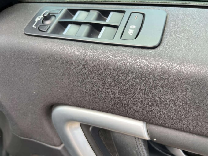 2025 Land Rover Discovery Sport