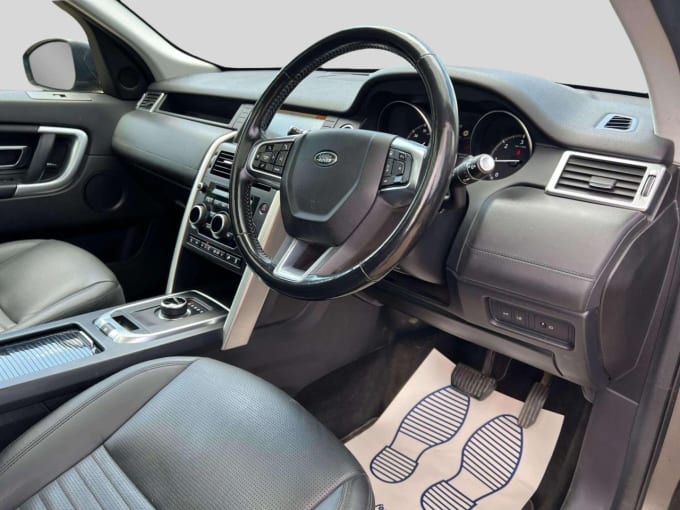 2025 Land Rover Discovery Sport