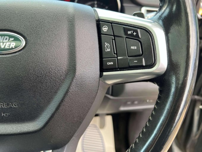 2025 Land Rover Discovery Sport