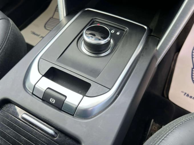 2025 Land Rover Discovery Sport