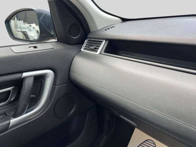 2025 Land Rover Discovery Sport