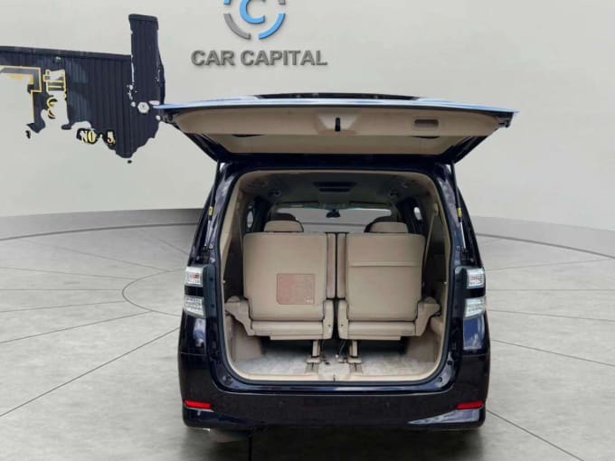 2025 Toyota Vellfire