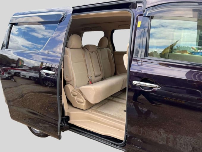 2025 Toyota Vellfire