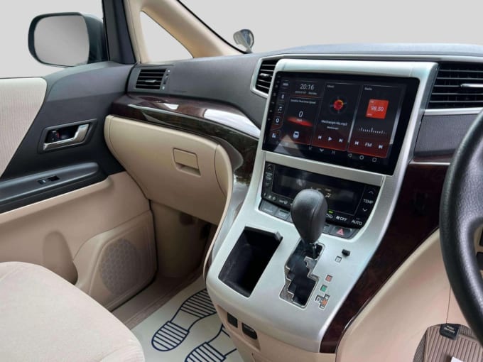2025 Toyota Vellfire