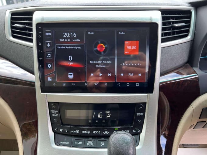 2025 Toyota Vellfire