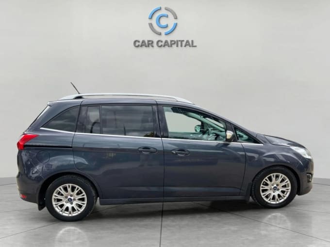 2025 Ford Grand C-max