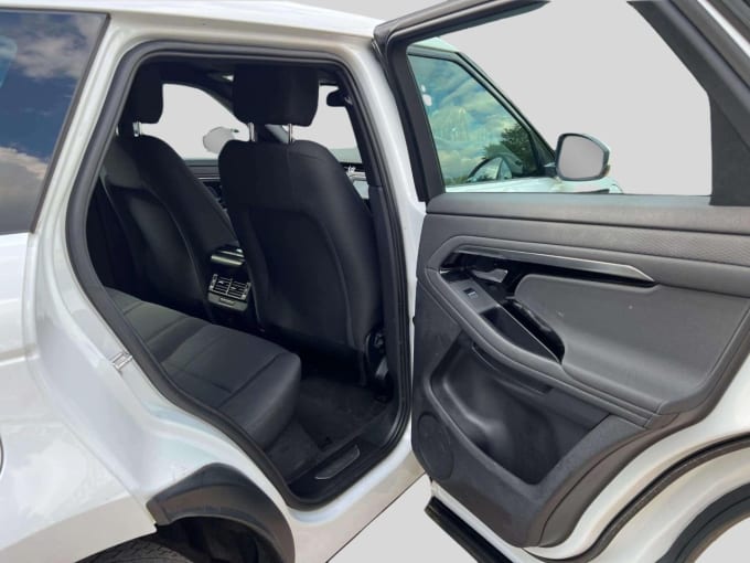 2025 Land Rover Range Rover Evoque