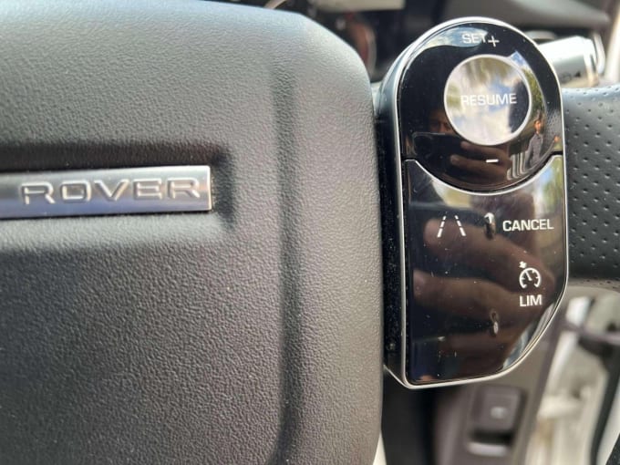2025 Land Rover Range Rover Evoque