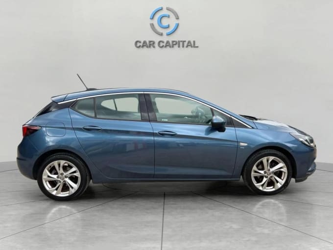 2025 Vauxhall Astra