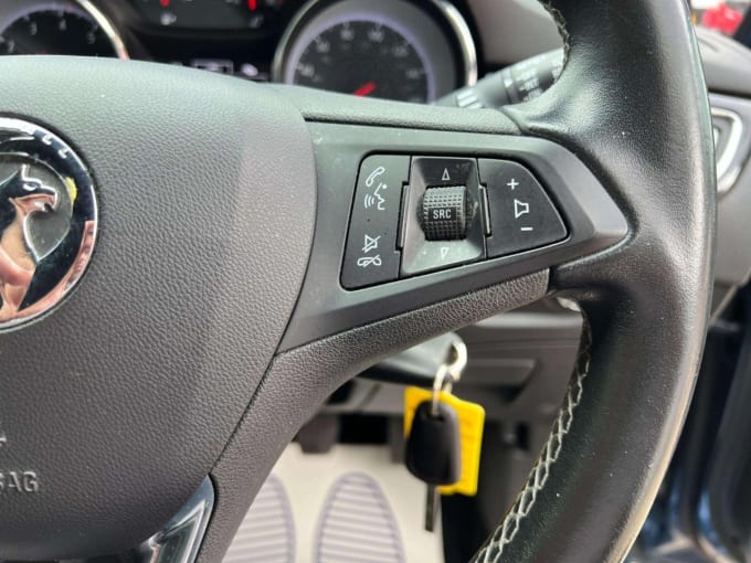2025 Vauxhall Astra