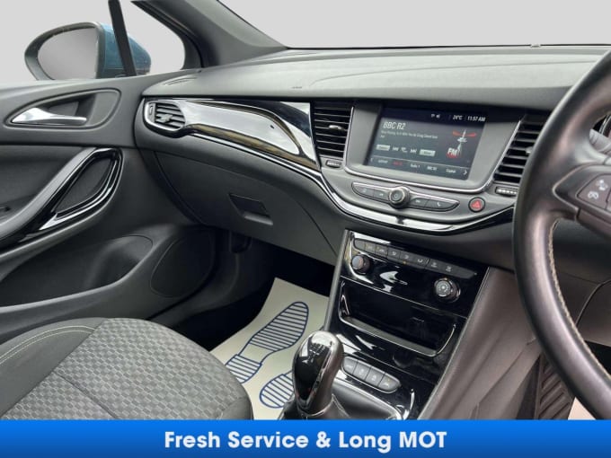 2025 Vauxhall Astra