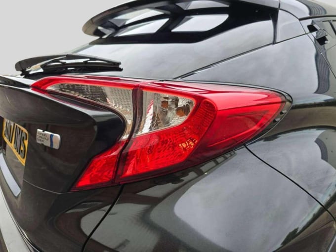 2025 Toyota C-hr