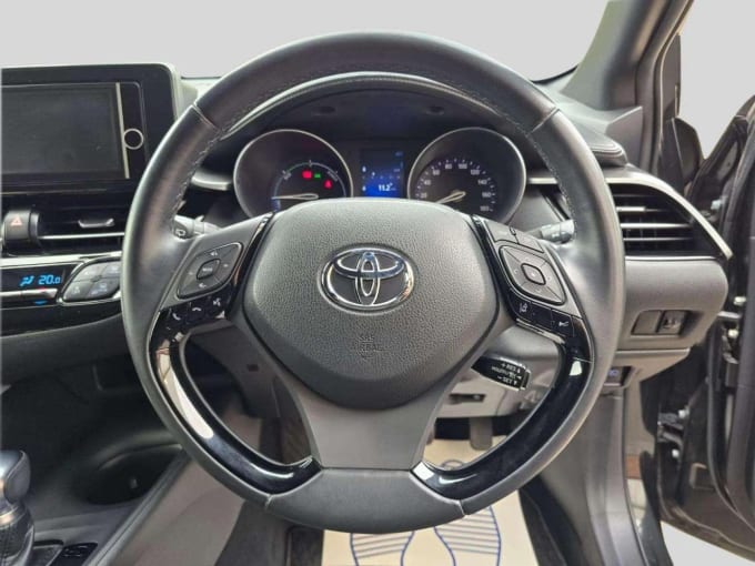 2025 Toyota C-hr