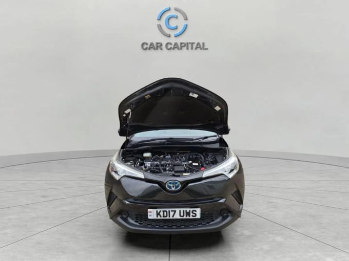 2025 Toyota C-hr