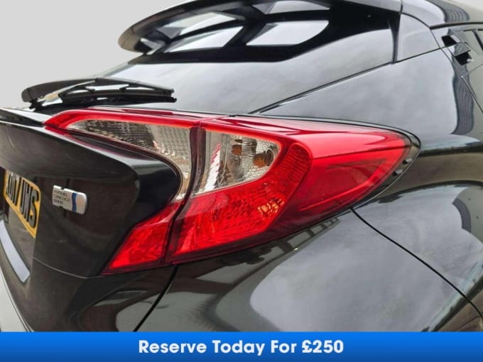 2025 Toyota C-hr