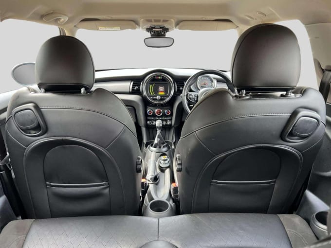 2025 Mini Hatch