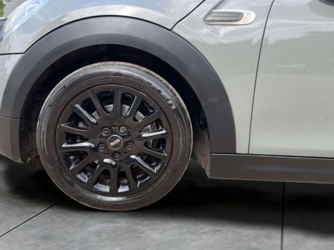 2025 Mini Hatch