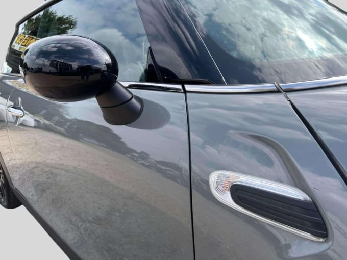 2025 Mini Hatch