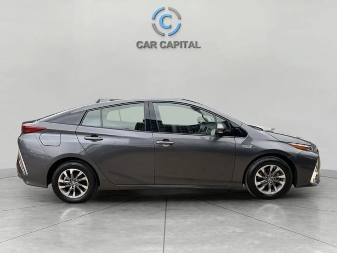 2025 Toyota Prius