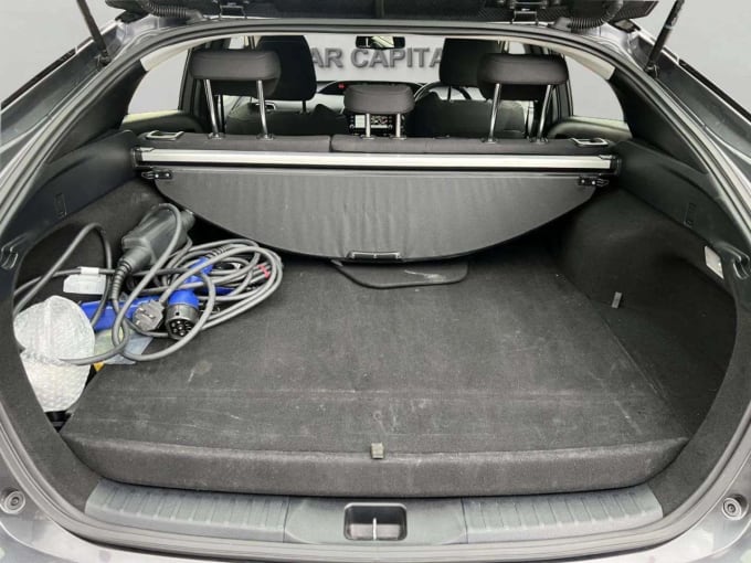 2025 Toyota Prius