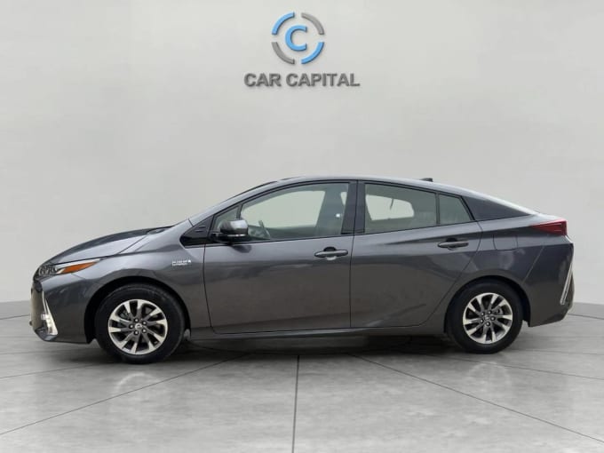 2025 Toyota Prius