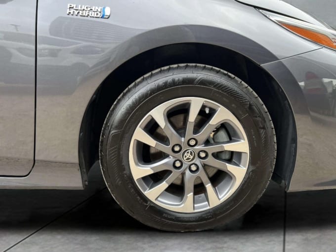 2025 Toyota Prius