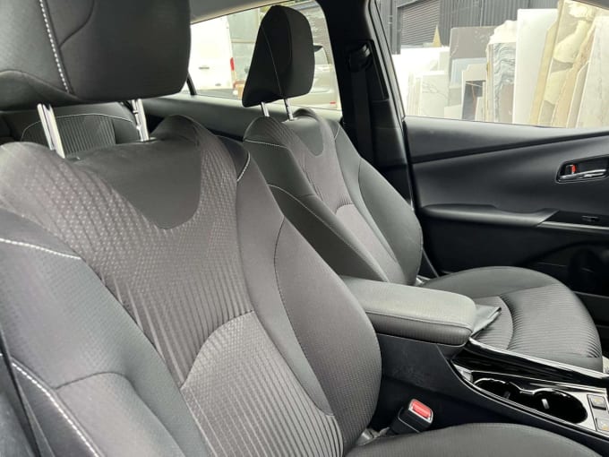 2025 Toyota Prius