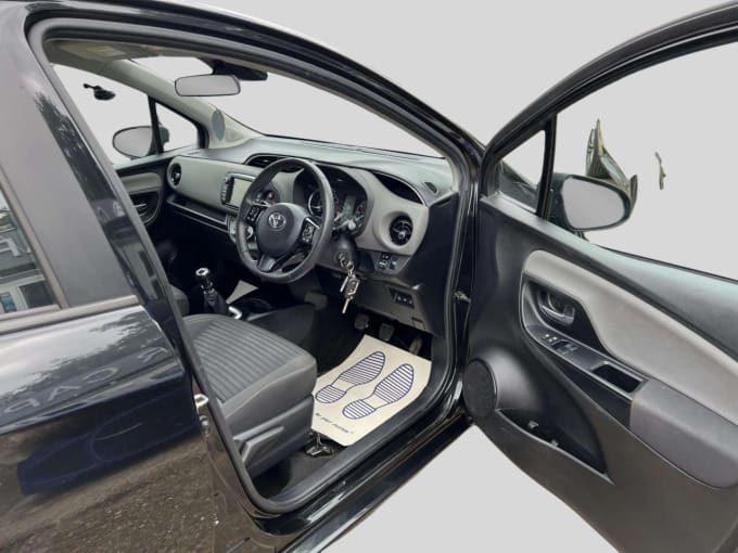2025 Toyota Yaris