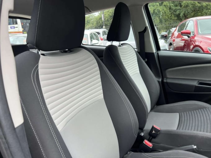 2025 Toyota Yaris