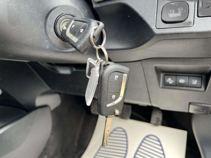 2025 Toyota Yaris