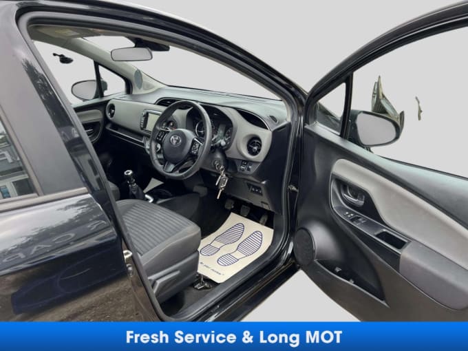 2025 Toyota Yaris