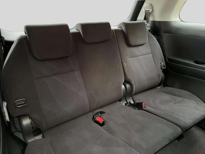 2025 Toyota Estima