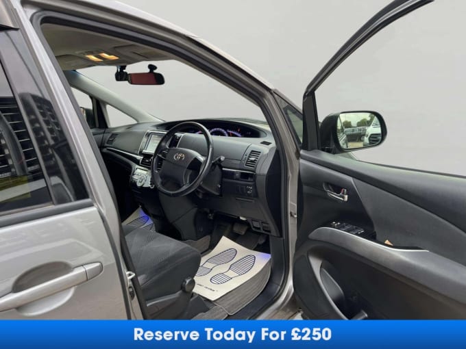 2025 Toyota Estima