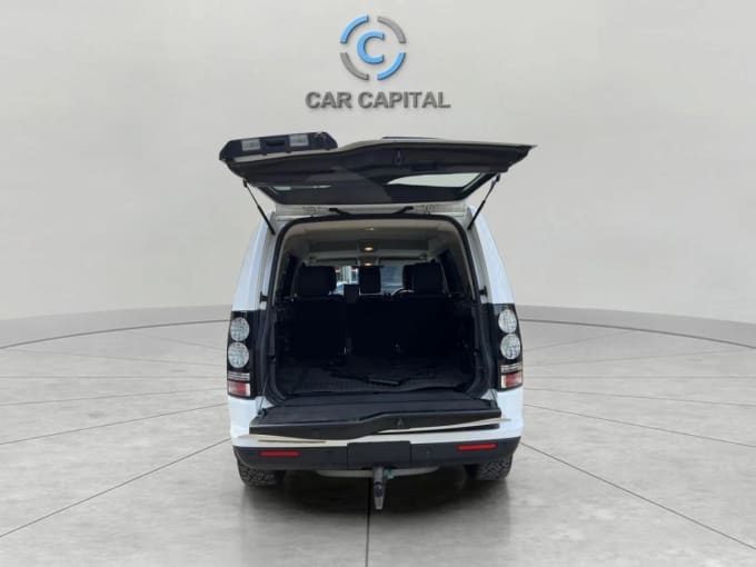 2025 Land Rover Discovery 4