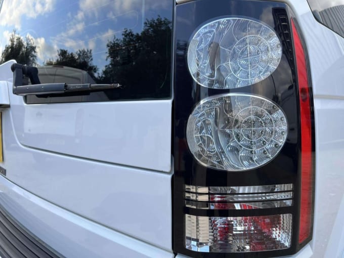 2025 Land Rover Discovery 4