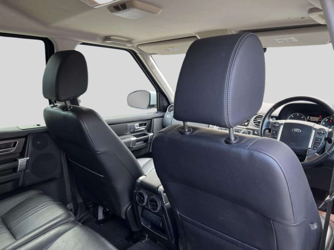 2025 Land Rover Discovery 4