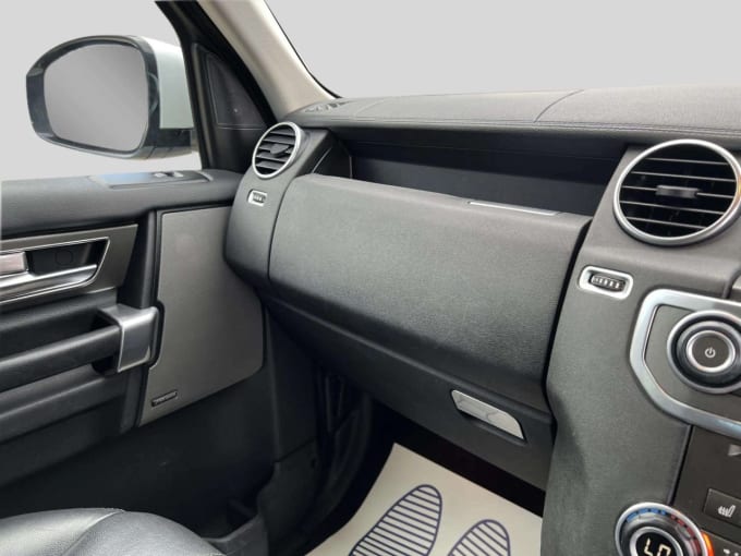2025 Land Rover Discovery 4