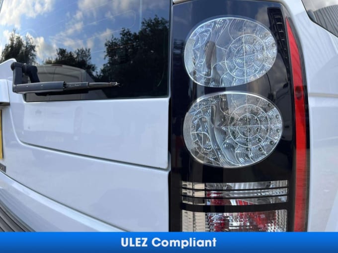 2025 Land Rover Discovery 4