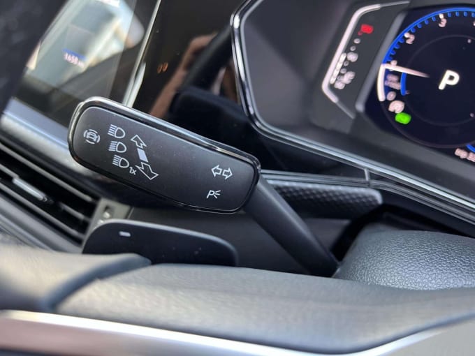 2023 Volkswagen T-cross