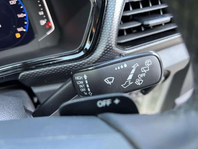 2023 Volkswagen T-cross