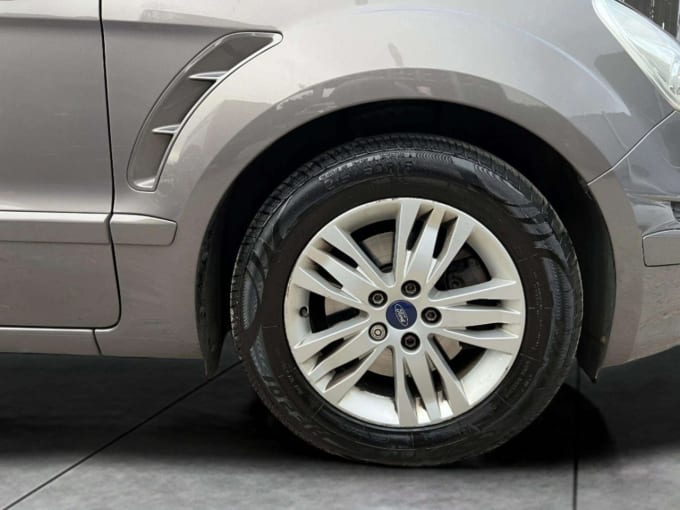 2025 Ford S-max