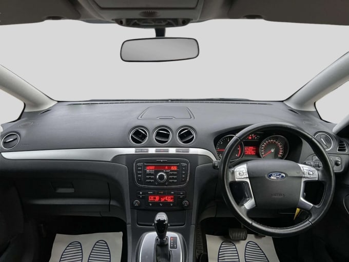 2025 Ford S-max