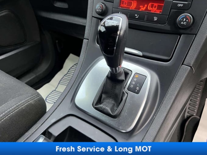 2025 Ford S-max