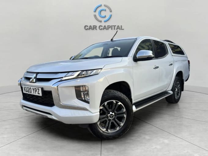 2025 Mitsubishi L200