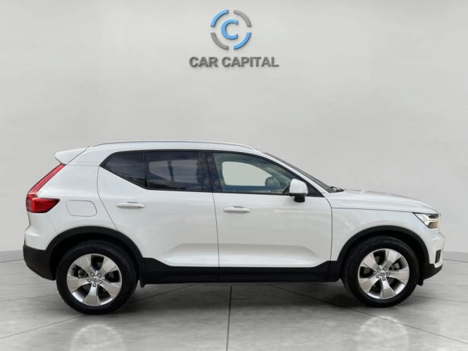 2025 Volvo Xc40