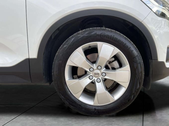 2025 Volvo Xc40