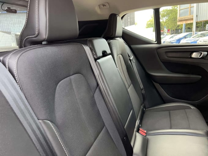 2025 Volvo Xc40