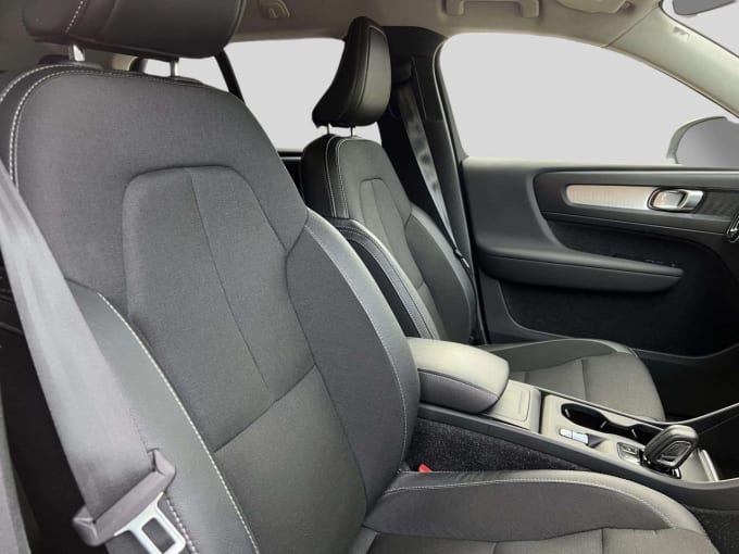 2025 Volvo Xc40