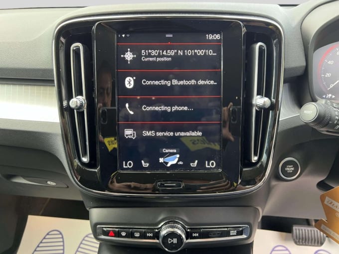 2025 Volvo Xc40